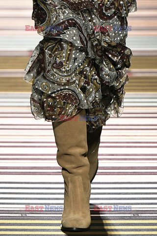 Etro details