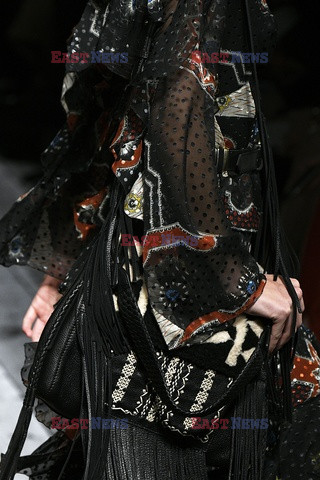 Etro details