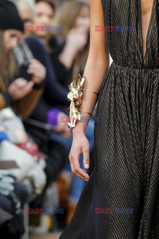 Guy Laroche details