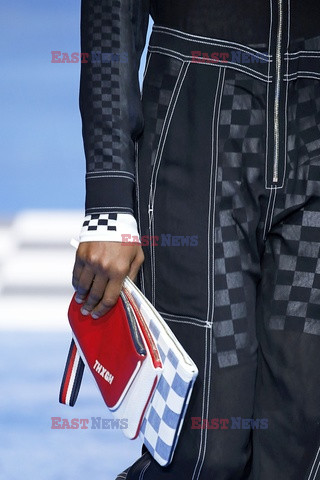 Hilfiger Details