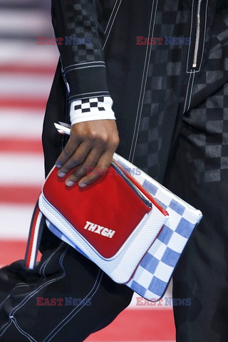 Hilfiger Details