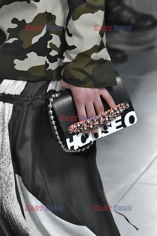 HouseofHolland details