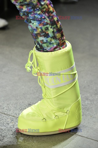 Jeremy Scott details