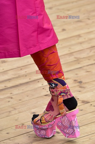 Manish Arora details