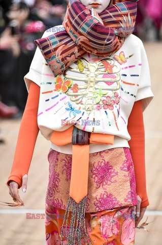 Manish Arora details