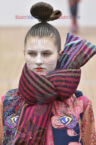 Manish Arora details