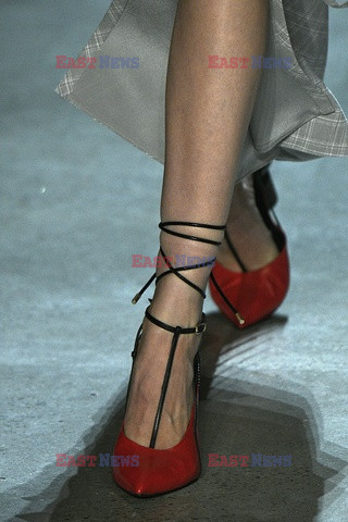 Prabal Gurung details 151 1