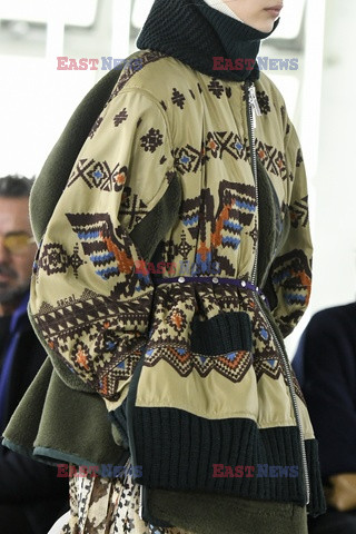 Sacai details