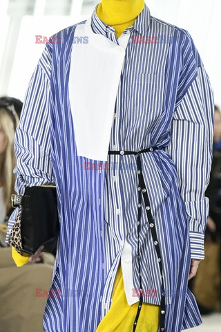 Sacai details