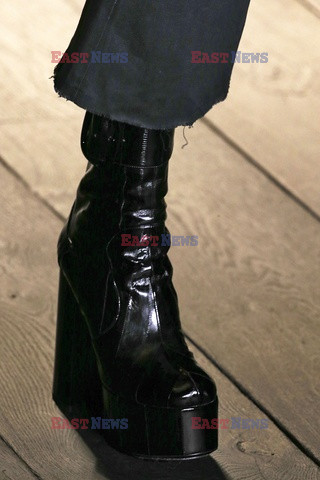 Saint Laurent details