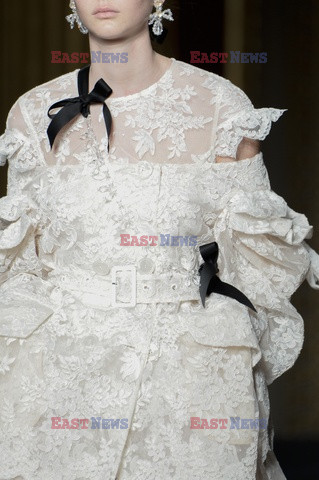 Simone Rocha details