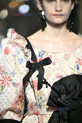 Simone Rocha details