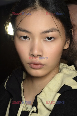 Akris backstage beauty