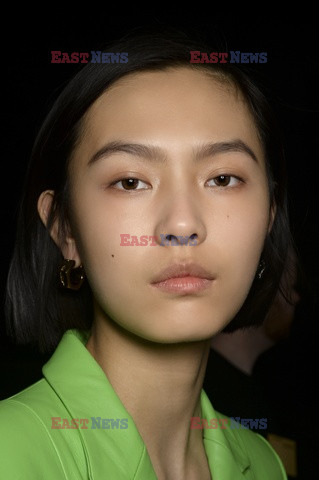 Off White backstage beauty
