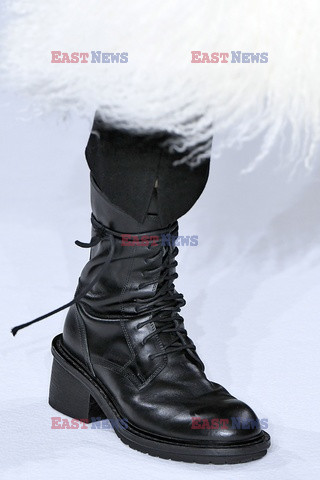 Ann Demeulemeester detaiis details