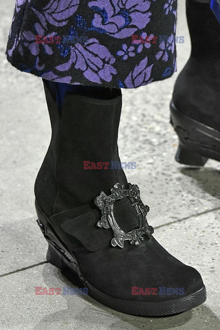 Anna Sui details