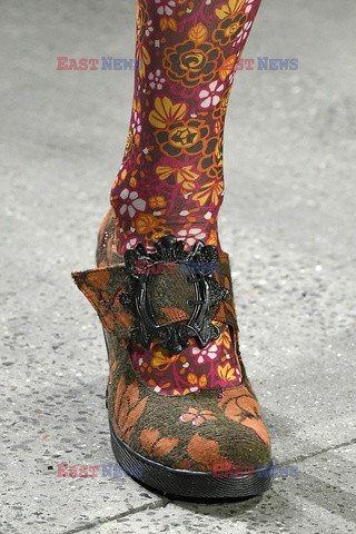 Anna Sui details