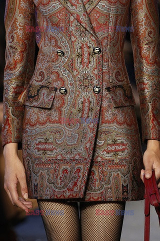 Etro details