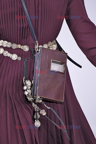 Gabriela Hearst details