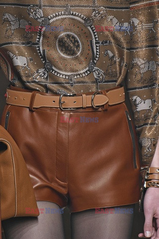 Hermes details details