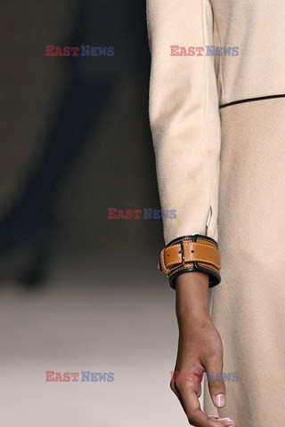 Hermes details details