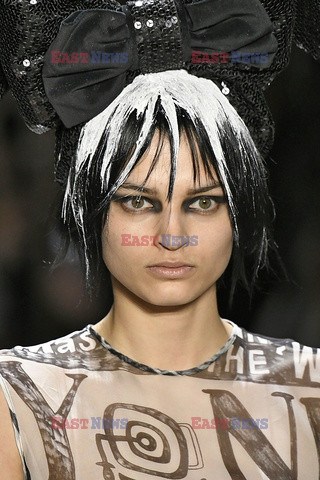 Jeremy Scott details