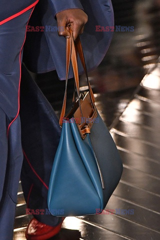 Loewe details details