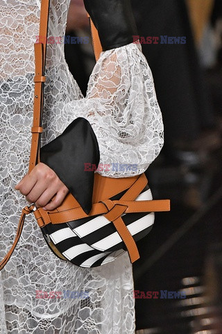 Loewe details details