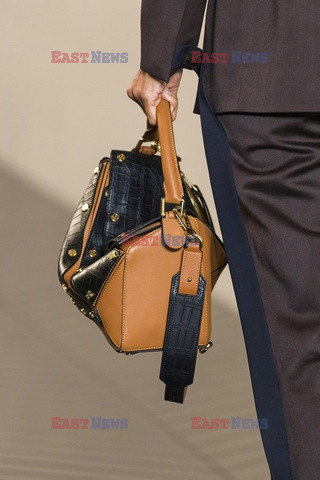 Loewe details details