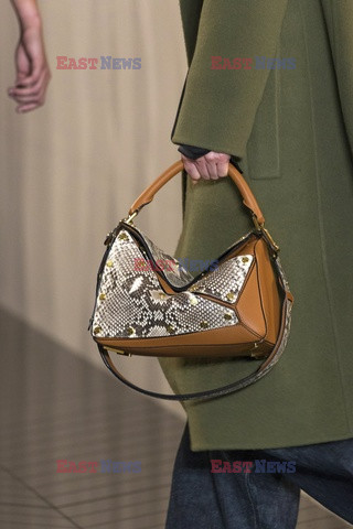 Loewe details details