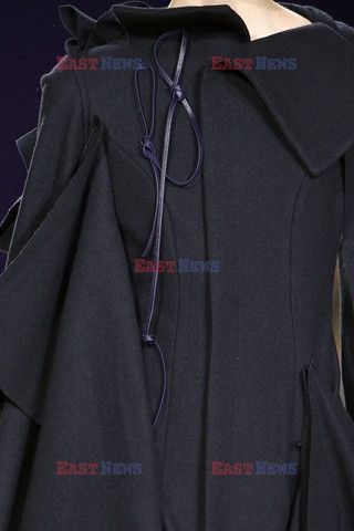 Yohji Yamamoto details details