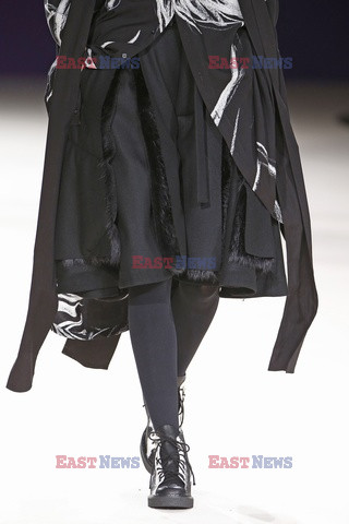 Yohji Yamamoto details details