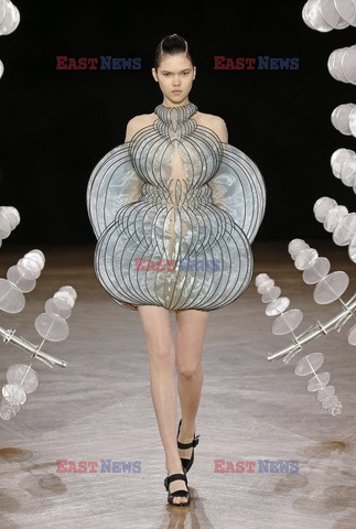 Iris Van Herpen LB