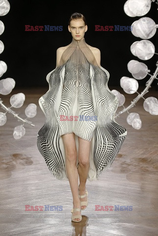 Iris Van Herpen LB