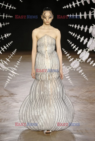 Iris Van Herpen LB