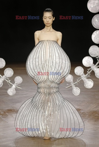 Iris Van Herpen LB