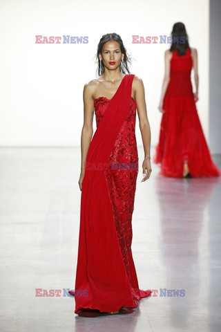 Tadashi Shoji LB