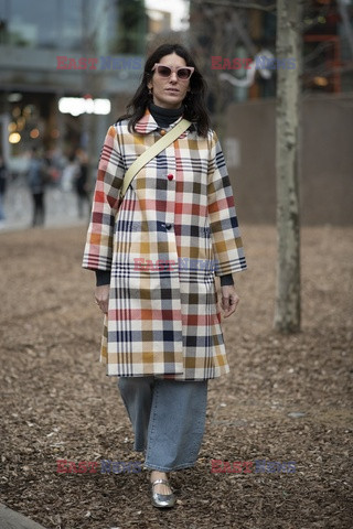 Burberry Street Style