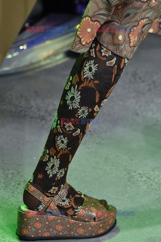 Anna Sui Details