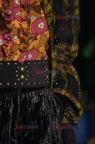 Anna Sui Details