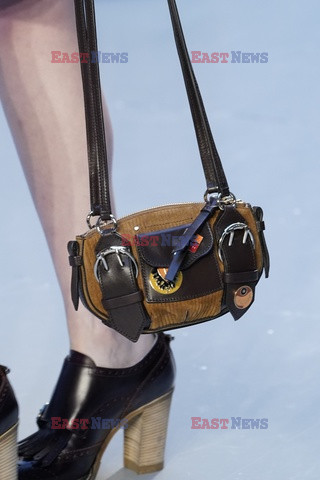 Chloe Details