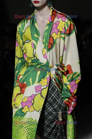 Dries Van Noten Details