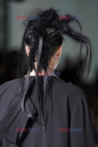 Yohji Yamamoto Details