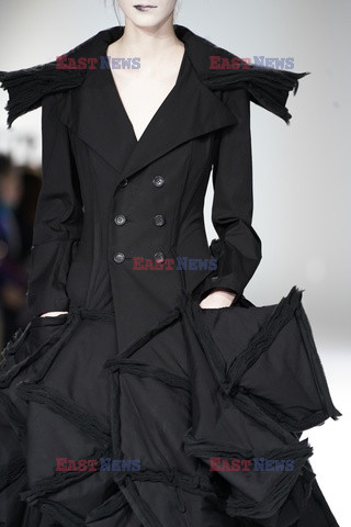 Yohji Yamamoto Details