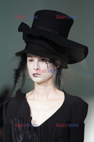 Yohji Yamamoto Details