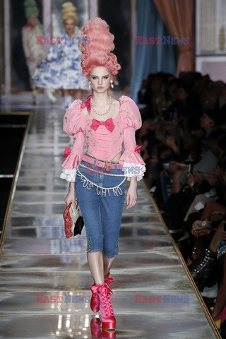 Moschino LB