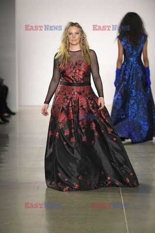 Tadashi Shoji