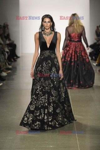 Tadashi Shoji