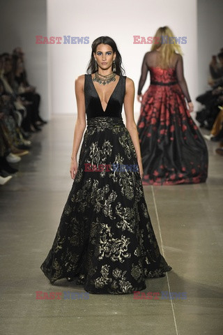 Tadashi Shoji