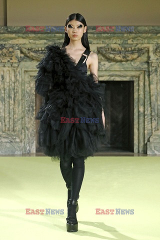 Vera Wang LB